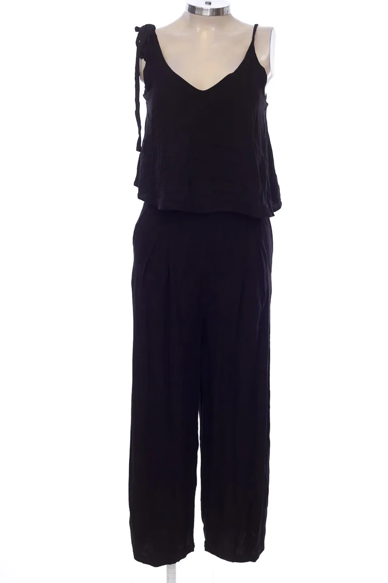 Vestido / Enterizo color Negro - Closeando